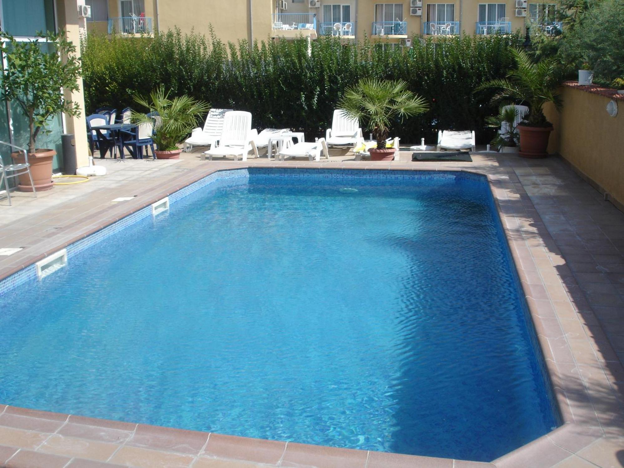 Hotel Riviera Ravda Exterior photo